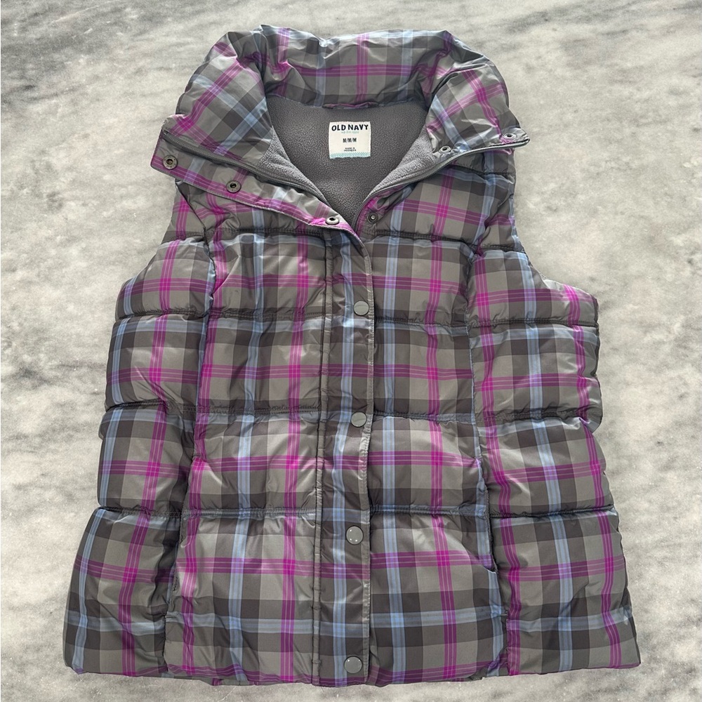 Old Navy Puffer Vest. Size M